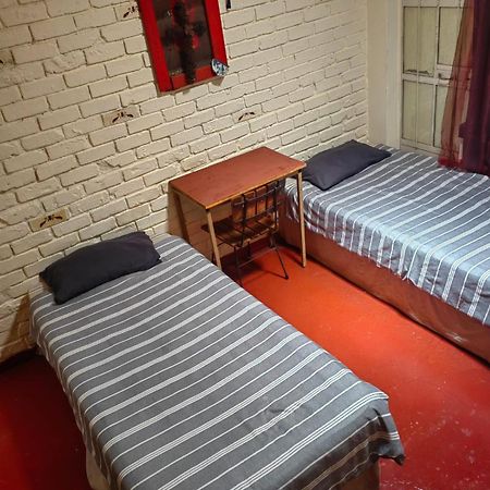 Paljas Backpackers Otel Potchefstroom Dış mekan fotoğraf