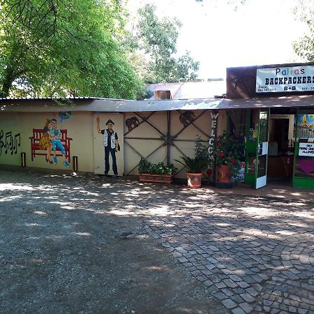 Paljas Backpackers Otel Potchefstroom Dış mekan fotoğraf