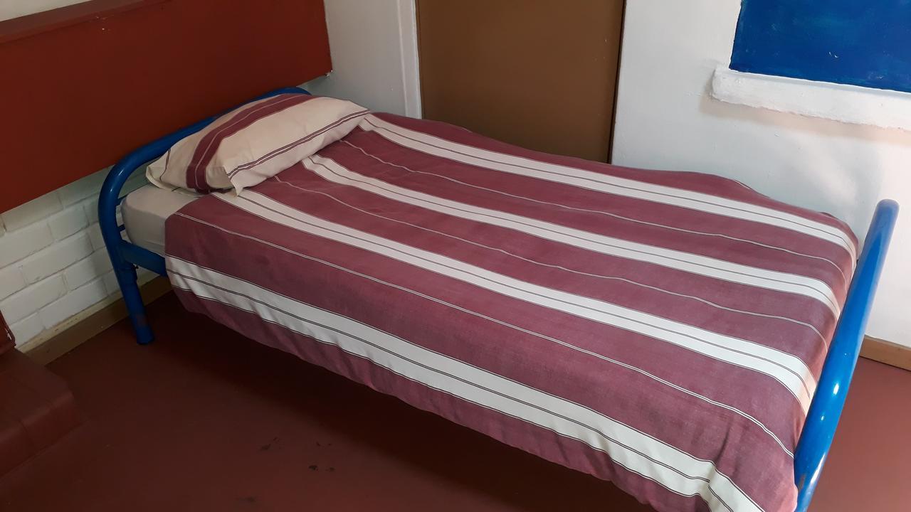 Paljas Backpackers Otel Potchefstroom Dış mekan fotoğraf
