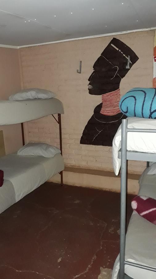 Paljas Backpackers Otel Potchefstroom Dış mekan fotoğraf