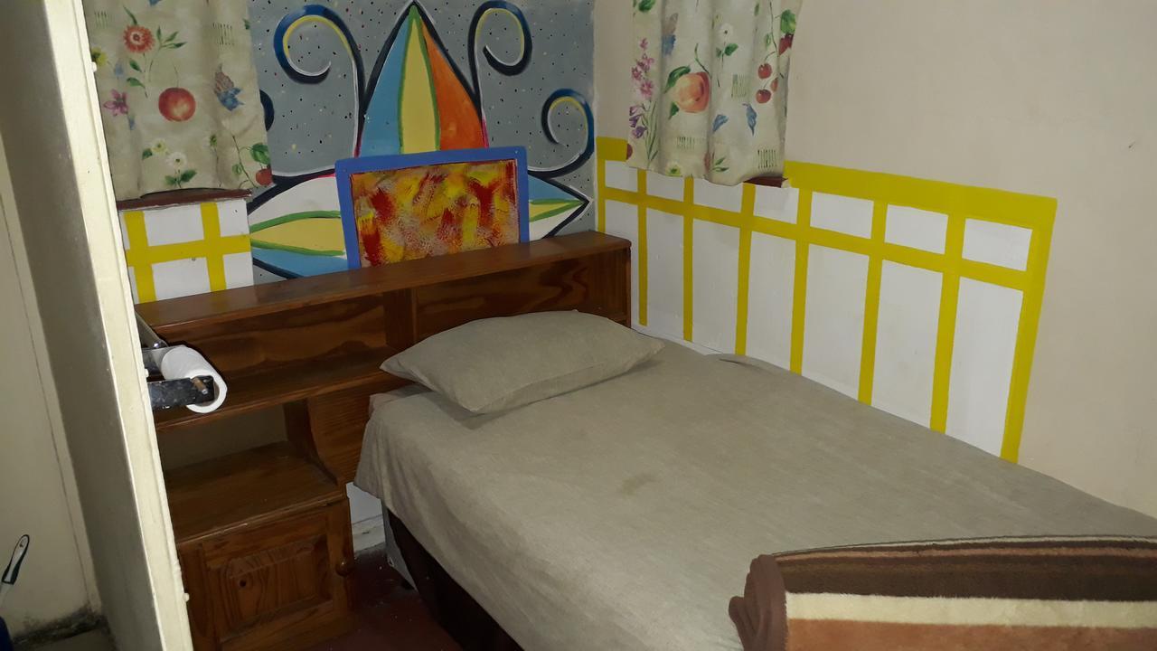 Paljas Backpackers Otel Potchefstroom Dış mekan fotoğraf